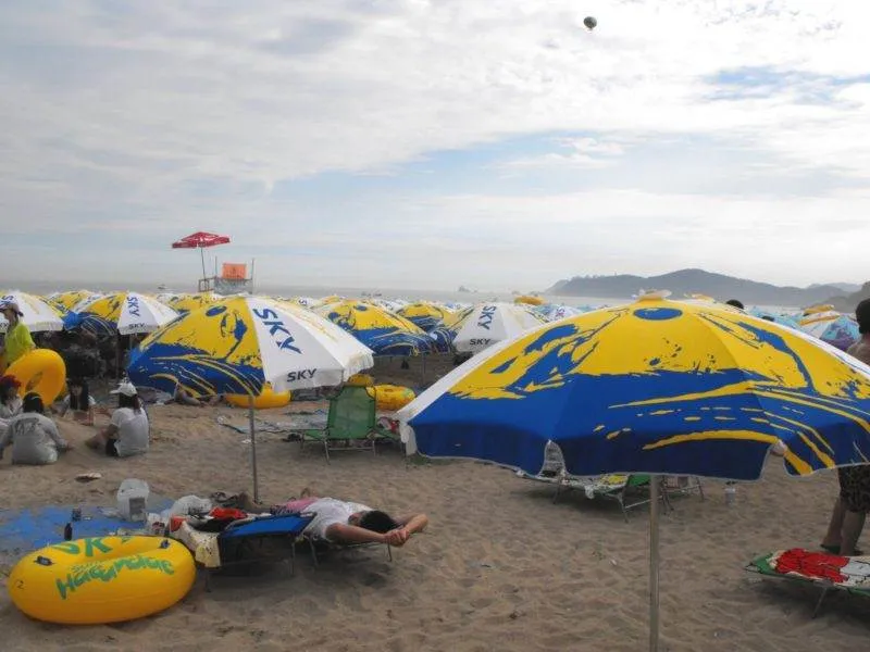 Destination: Haeundae Beach - the biggest beach in the country (Busan, South Korea) Destination: Haeundae Beach - the biggest beach in the country (Busan, South Korea) - South Korea -