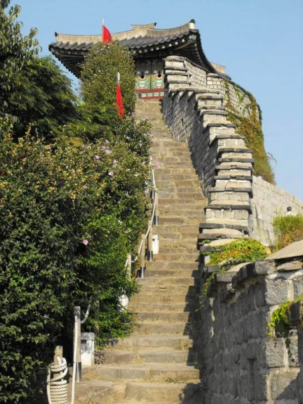 Destination: Paldal-mun / Hwaseong Fortress - an easy-to-reach UNESCO World Heritage (Suwon, South Korea) Destination: Paldal-mun / Hwaseong Fortress - an easy-to-reach UNESCO World Heritage (Suwon, South Korea) - South Korea -