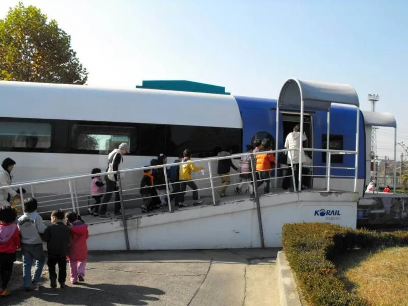 Destination: Uiwang railroad museum (field trip at school) (South Korea) - South Korea -