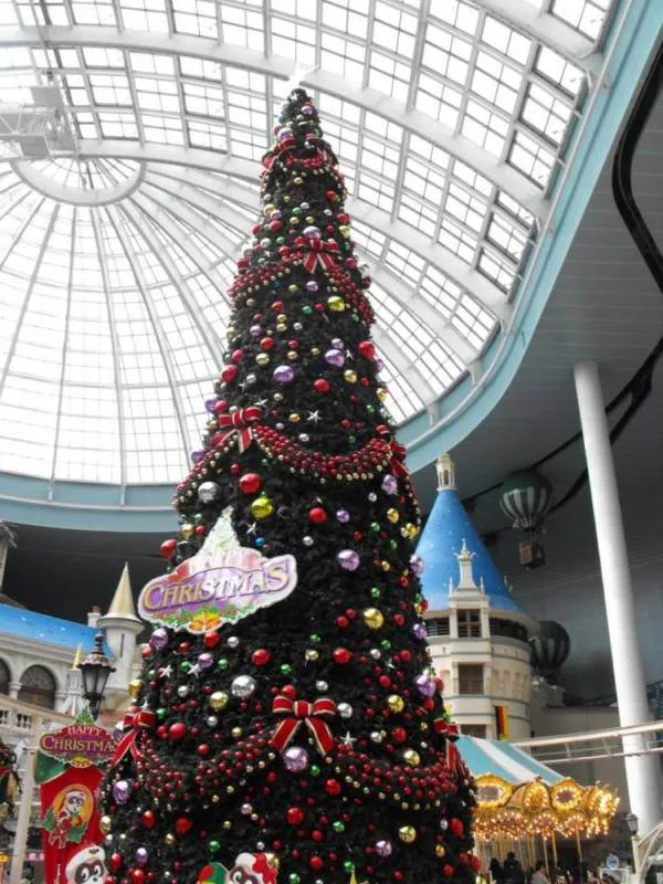 Destination: Lotte World - South Korea's biggest indoor amusement park (Seoul, South Korea) - South Korea -