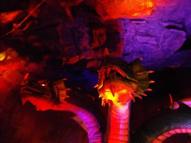 Destination: Lotte World - South Korea's biggest indoor amusement park (Seoul, South Korea) - South Korea -