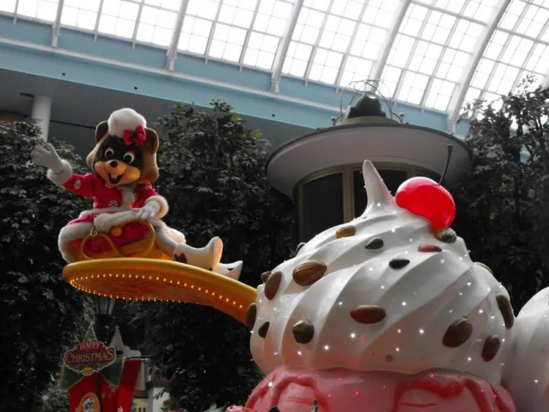 Destination: Lotte World - South Korea's biggest indoor amusement park (Seoul, South Korea) - South Korea -