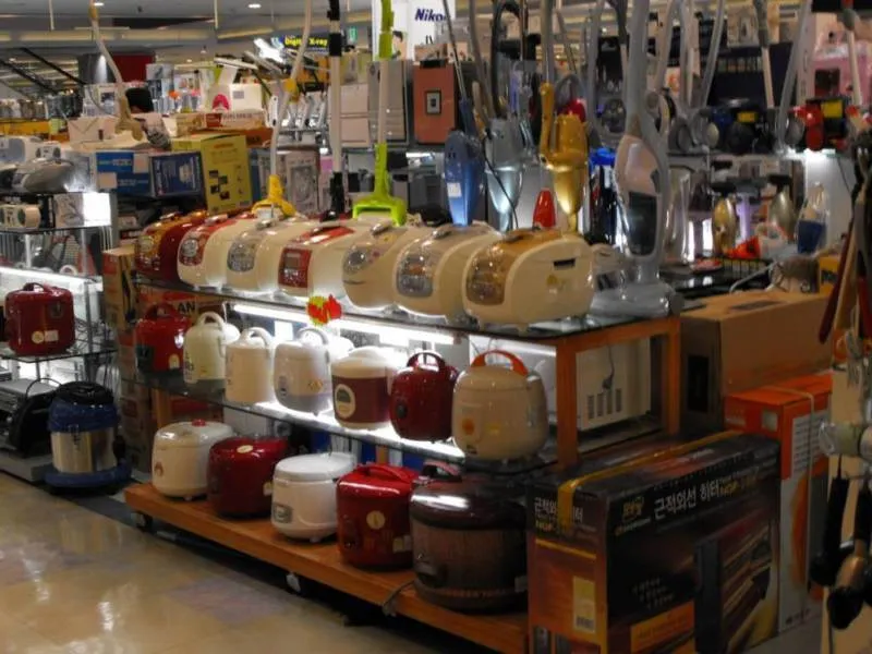 Destination: Yongsan Electronic Market - a huge shop for anything that plugs in (Seoul, South Korea) Destination: Yongsan Electronic Market - a huge shop for anything that plugs in (Seoul, South Korea) - South Korea -