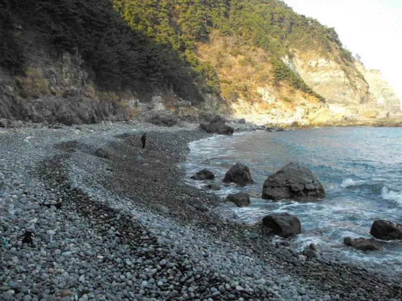 Destination: Taejongdae Park - the sea, natural wonders, and a Buddhist temple (Busan, South Korea) Destination: Taejongdae Park - the sea, natural wonders, and a Buddhist temple (Busan, South Korea) - South Korea -