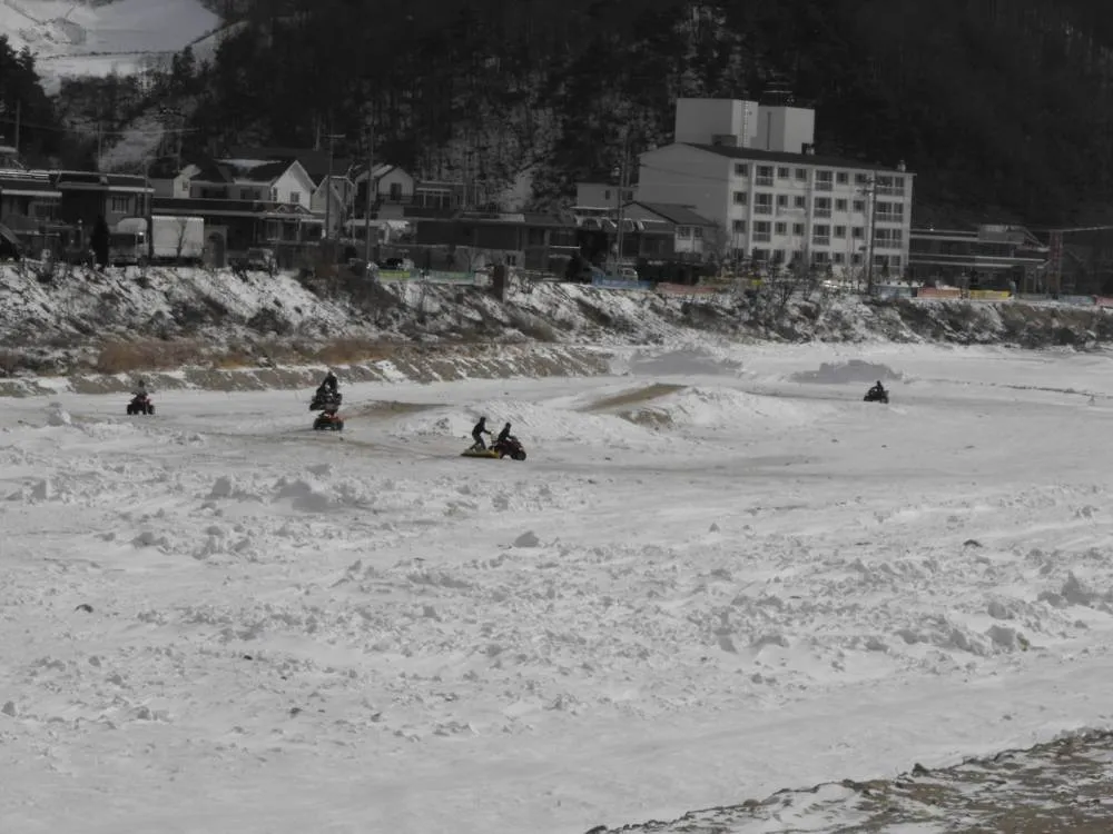 Destination: Pyeongchang Ice / Trout Festival (South Korea) Destination: Pyeongchang Ice / Trout Festival (South Korea) - Festivals, South Korea -