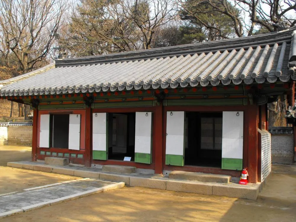Destination: Jongmyo royal shrine (Seoul, South Korea) - South Korea -