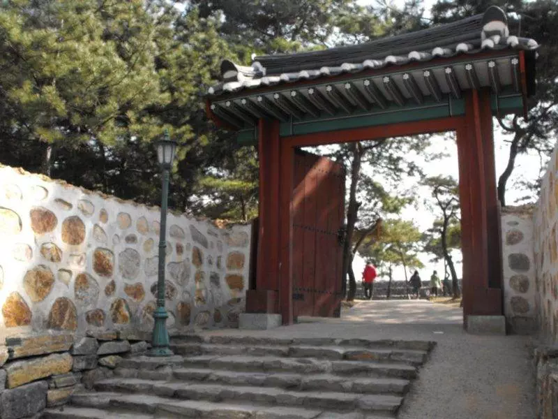 Destination: Baekje stone tombs (Seoul, South Korea) - South Korea -