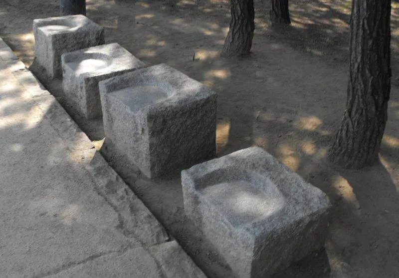 Destination: Baekje stone tombs (Seoul, South Korea) Destination: Baekje stone tombs (Seoul, South Korea) - South Korea -