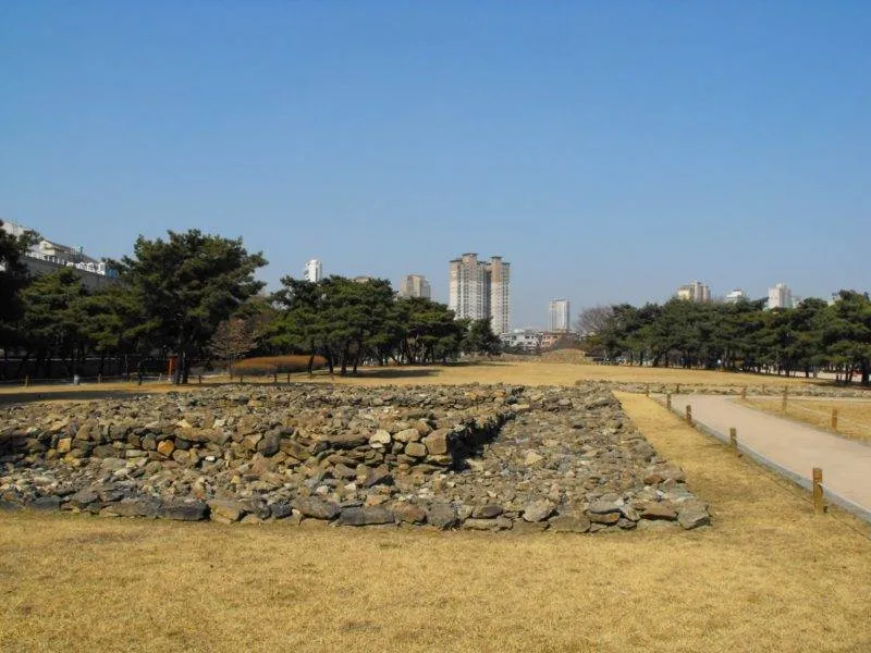 Destination: Baekje stone tombs (Seoul, South Korea) Destination: Baekje stone tombs (Seoul, South Korea) - South Korea -