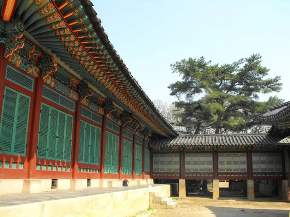 Destination: Changdeokgung (palace) and Biwon, the Secret Garden Destination: Changdeokgung (palace) and Biwon, the Secret Garden - South Korea -