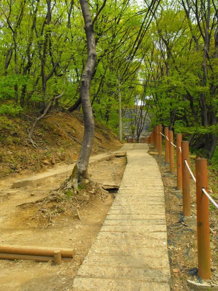 Destination: Namhansanseong, part 2 - another look at Seoul's mountain fortress (South Korea) Destination: Namhansanseong, part 2 - another look at Seoul's mountain fortress (South Korea) - South Korea -