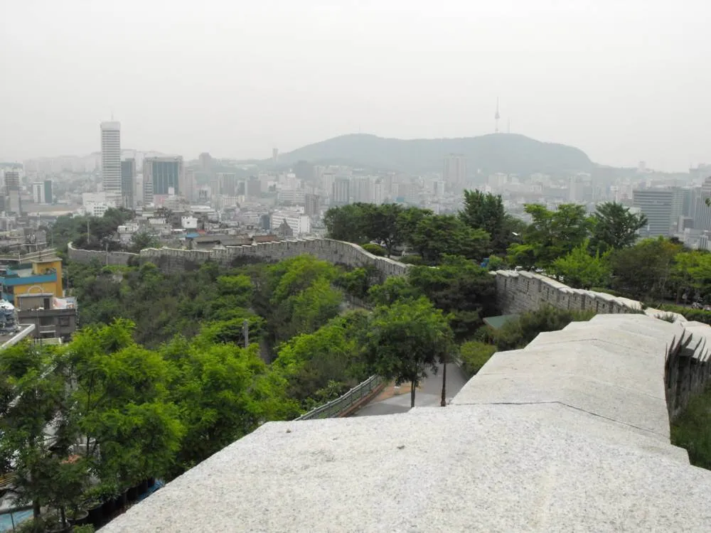 Destination: Naksan Park - an artsy, peaceful stop uphill in Seoul (South Korea) Destination: Naksan Park - an artsy, peaceful stop uphill in Seoul (South Korea) - South Korea -