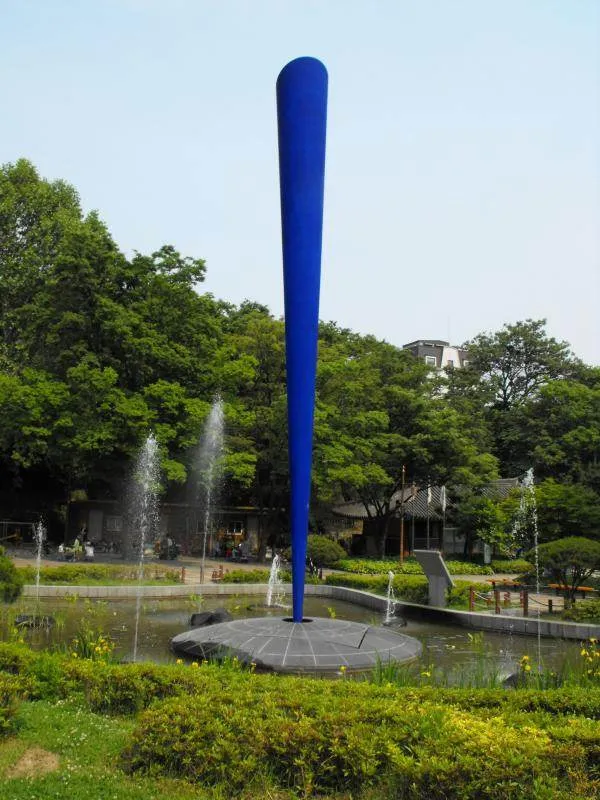 Destination: Hyochang Park - a historic park with tombs (Seoul, South Korea) - South Korea -