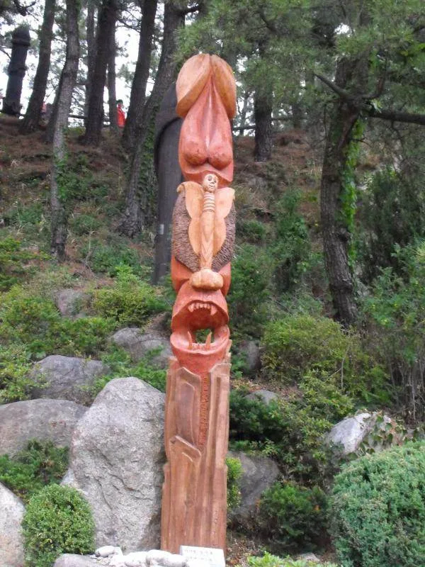 Destination: Haesindang Park - the park of wooden phalluses, anyone? (Samcheok, Gangwon-do, South Korea) (NSFW) - South Korea -