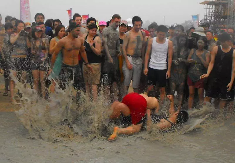 Destination: Boryeong Mud Festival (Daecheon) - Festivals, South Korea -