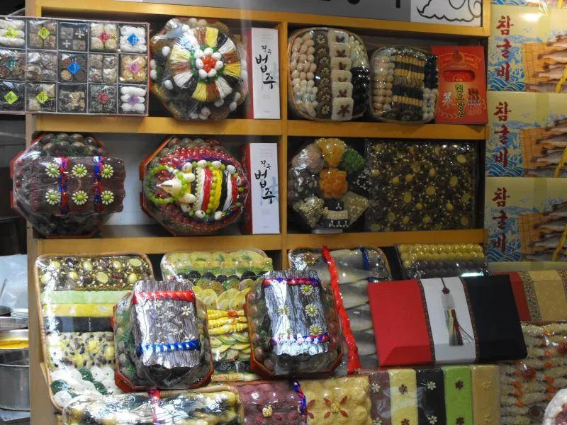 Destination: shopping in Jongno / Euljiro (Seoul, South Korea) Destination: shopping in Jongno / Euljiro (Seoul, South Korea) - South Korea -