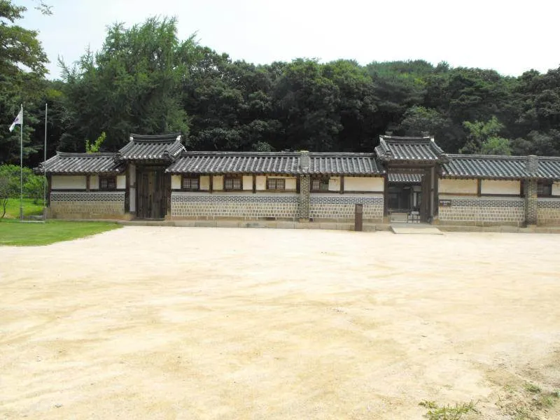 Destination: Dongguneung - a Joseon Dynasty Tomb and UNESCO World Heritage Site (Guri, South Korea) - South Korea -