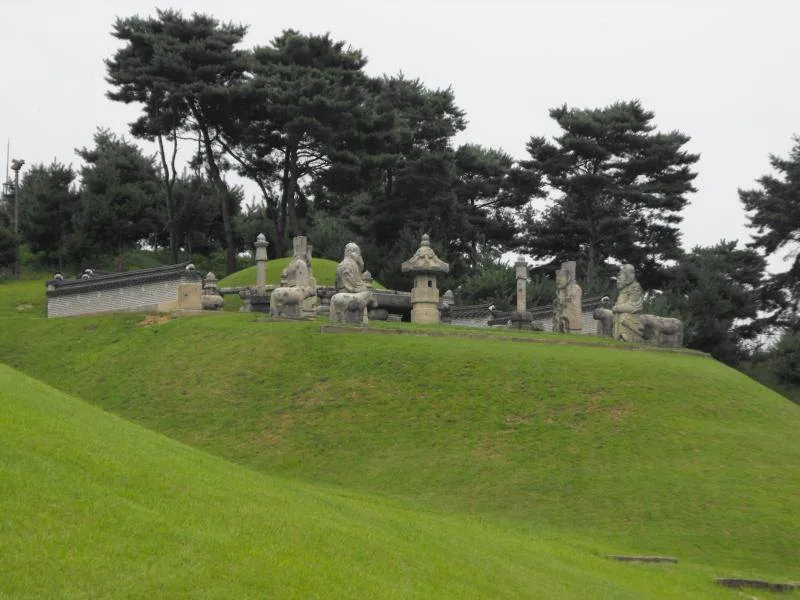 Destination: Dongguneung - a Joseon Dynasty Tomb and UNESCO World Heritage Site (Guri, South Korea) - South Korea -