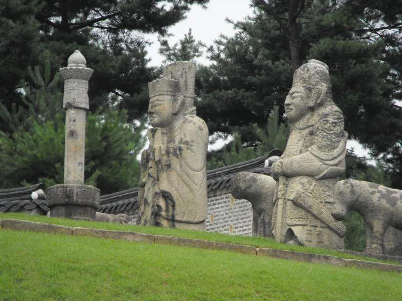 Destination: Dongguneung - a Joseon Dynasty Tomb and UNESCO World Heritage Site (Guri, South Korea) - South Korea -