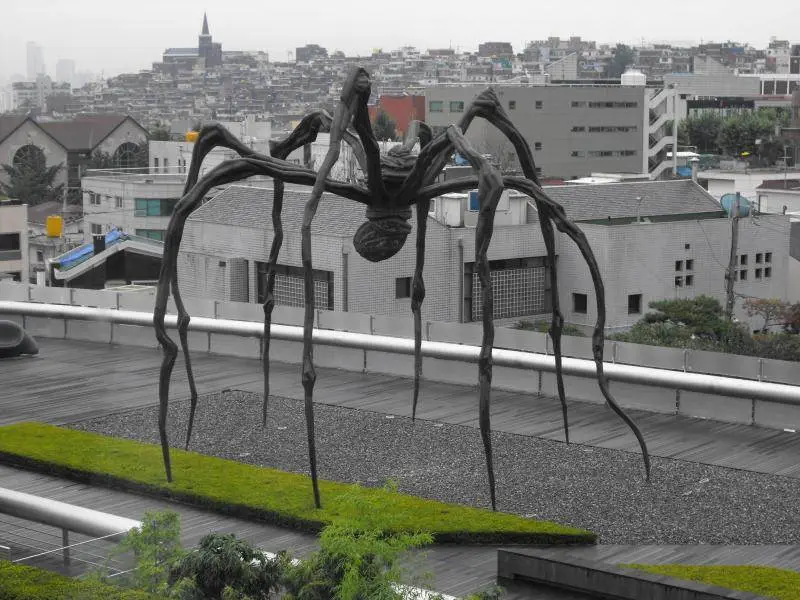 Destination: Leeum Museum / Samsung Museum of Art - a mix of classic and modern art (Seoul, South Korea) - South Korea -