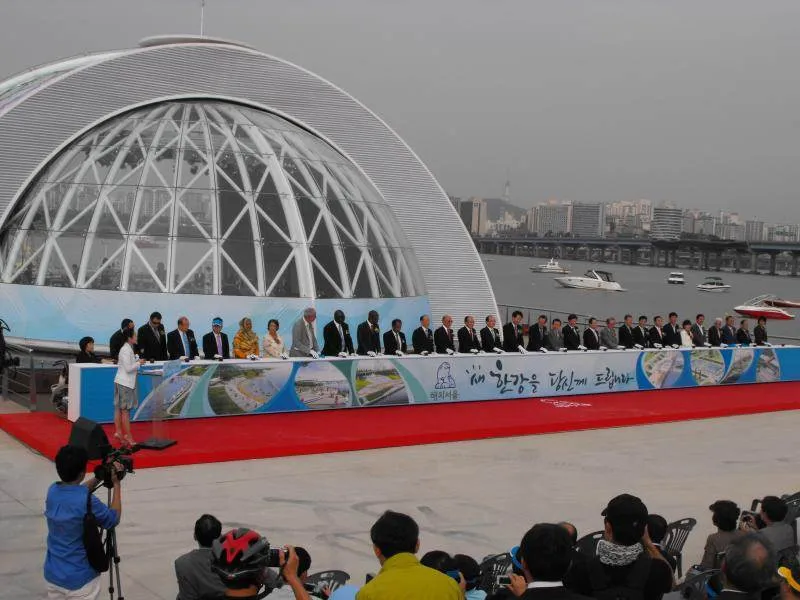 Destination: the NEW Yeouido Han River Park (Seoul, South Korea) - Festivals, South Korea -