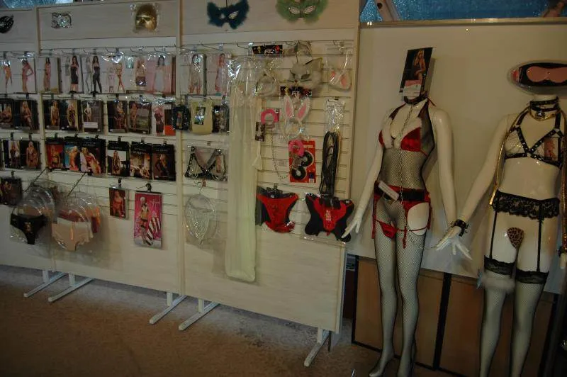 Destination: Loveland (Jeju) (NSFW) Destination: Loveland (Jeju) (NSFW) - South Korea -