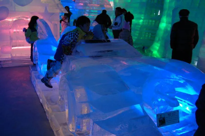 Destination: Hwacheon Sancheoneo Ice Festival 2010 - a fun, weird festival in Gangwon-do, South Korea Destination: Hwacheon Sancheoneo Ice Festival 2010 - a fun, weird festival in Gangwon-do, South Korea - Festivals, South Korea -