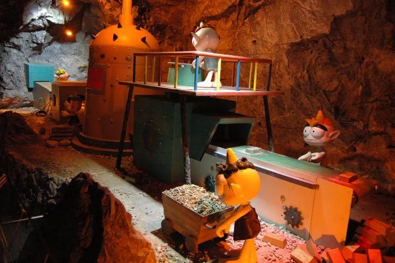 Destination: Hwaam Cave (Jeongseong, Gangwon-do, South Korea) Destination: Hwaam Cave (Jeongseong, Gangwon-do, South Korea) - South Korea -