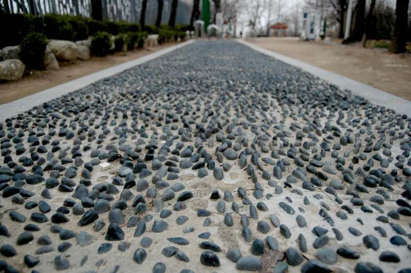 Destination: Son Gi Jeong Park - celebrating a famous runner (Seoul, South Korea) - South Korea -