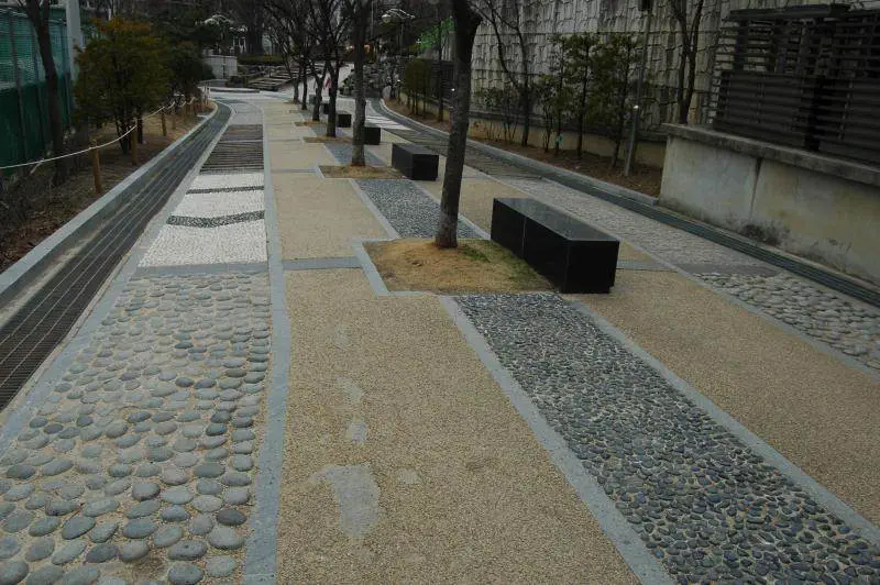 Destination: Son Gi Jeong Park – celebrating a famous runner (Seoul, South Korea)