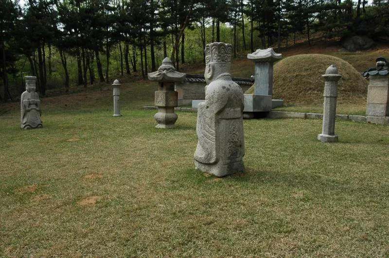 Destination: Seooreung - a Joseon Dynasty grave of royalty (Goyang, South Korea)) Destination: Seooreung - a Joseon Dynasty grave of royalty (Goyang, South Korea)) - South Korea -