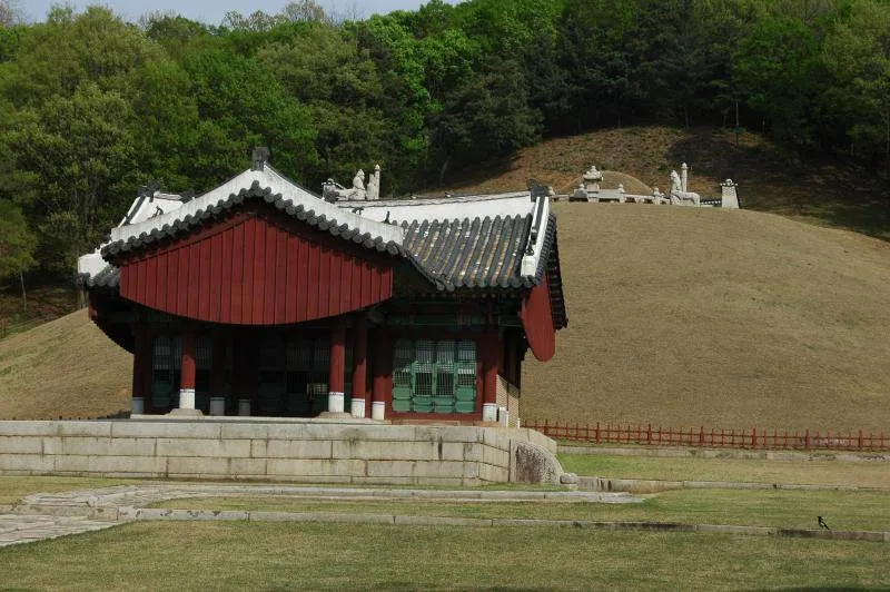 Destination: Seooreung - a Joseon Dynasty grave of royalty (Goyang, South Korea)) Destination: Seooreung - a Joseon Dynasty grave of royalty (Goyang, South Korea)) - South Korea -