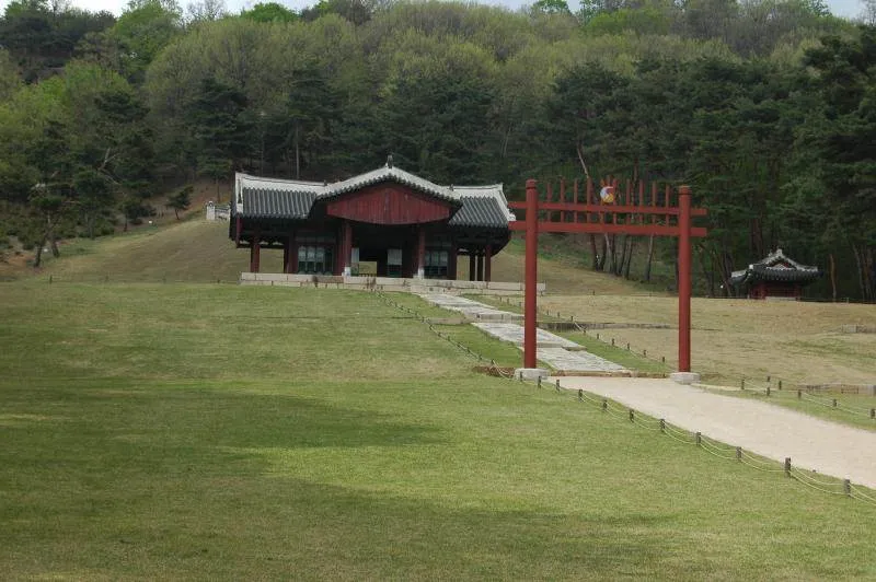 Destination: Seooreung - a Joseon Dynasty grave of royalty (Goyang, South Korea)) Destination: Seooreung - a Joseon Dynasty grave of royalty (Goyang, South Korea)) - South Korea -