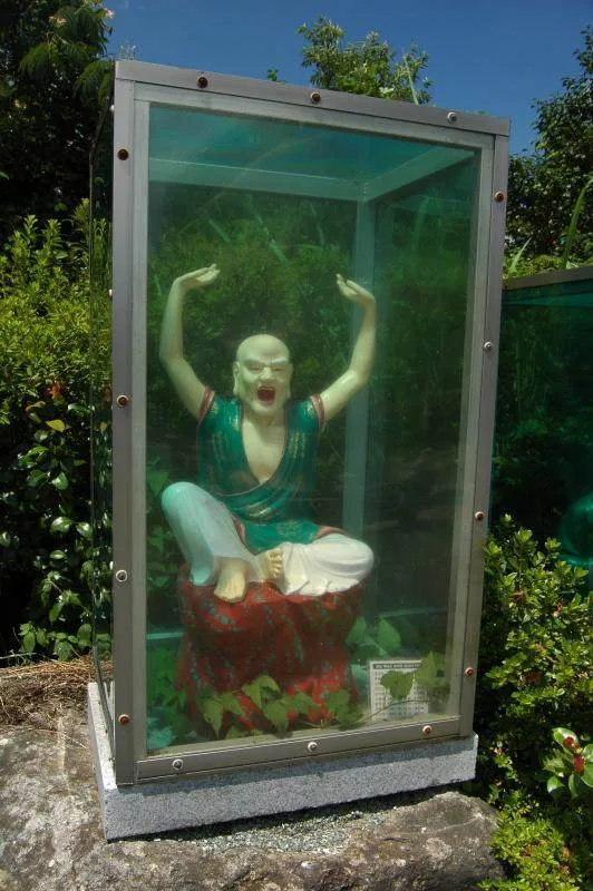 Destination: the biggest Buddha in Korea (Nammireuksa, Gangjin, Jeollanam-do) - South Korea -