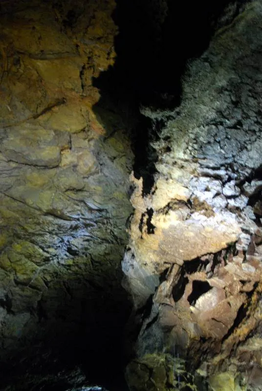 Destination: lava tubes, trick art, a volcanic crater, a Buddhist temple, and a sex park — a weekend around Jeju-do (South Korea) (SFW) Destination: lava tubes, trick art, a volcanic crater, a Buddhist temple, and a sex park — a weekend around Jeju-do (South Korea) (SFW) - South Korea -
