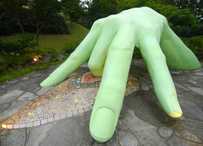 Destination: lava tubes, trick art, a volcanic crater, a Buddhist temple, and a sex park — a weekend around Jeju-do (South Korea) (SFW) Destination: lava tubes, trick art, a volcanic crater, a Buddhist temple, and a sex park — a weekend around Jeju-do (South Korea) (SFW) - South Korea -