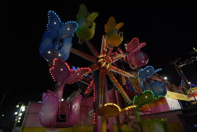 Destination: Wolmi-do Amusement Park — at night (Incheon) - South Korea -