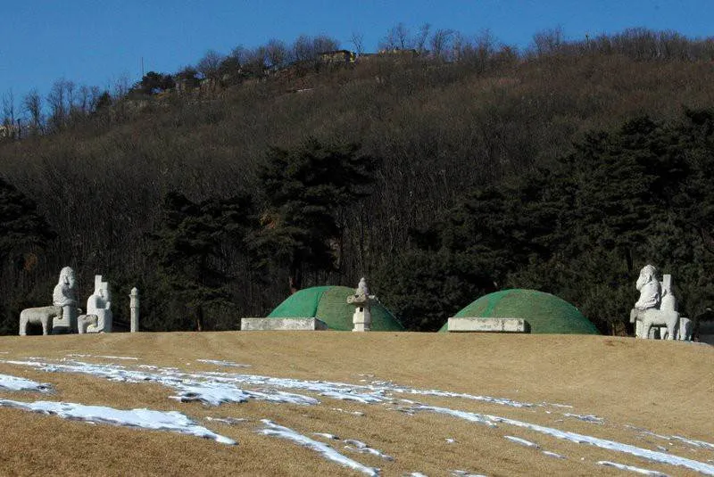 Destination: Wonjong Jangneung - a less-traveled Joseon Dynasty tomb (Gimpo, Gyeonggi-do) Destination: Wonjong Jangneung - a less-traveled Joseon Dynasty tomb (Gimpo, Gyeonggi-do) - South Korea -