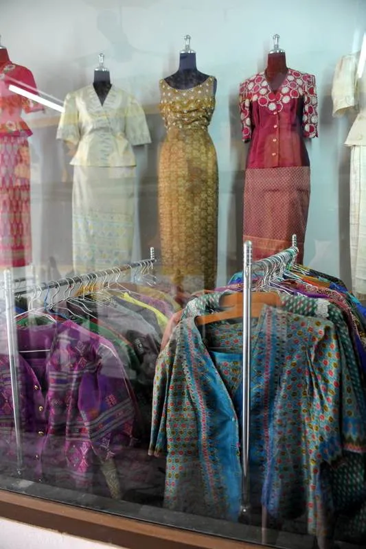 Destination: the Bridge over the River Kwai and a bizarre, fake war museum (Kanchanaburi, Thailand) - Thailand -