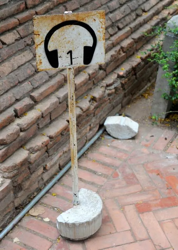 Destination: Wat Mahathat — an ancient temple with relics of the Buddha (Ayutthaya, Thailand) Destination: Wat Mahathat — an ancient temple with relics of the Buddha (Ayutthaya, Thailand) - Thailand -