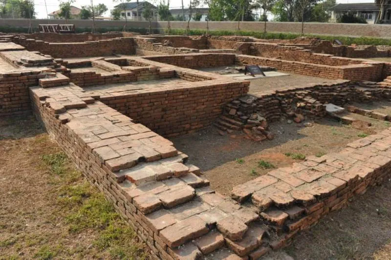 Destination: the old Portuguese settlement (Ayutthaya, Thailand) - Thailand -