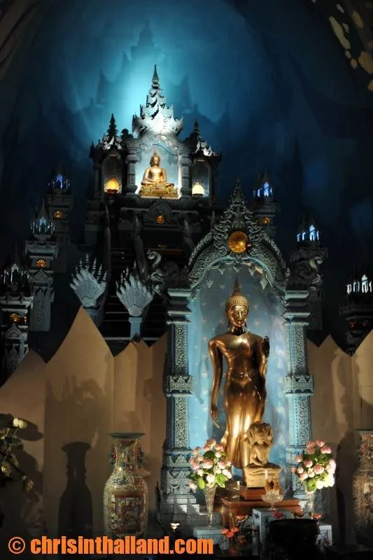 Destination: Erawan — the museum, the peaceful park, and the gigantic three-headed elephant (Samut Prakan, Thailand) - Thailand -