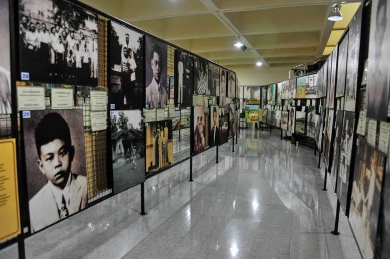 Destination: Chokchai Museum — sexy cars, Swarovsky crystals, super-long lenses, and scads of… - Thailand -