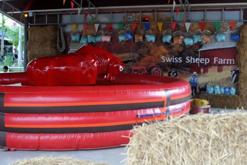 Destination: Swiss sheep farm — complete with country music and a Hulk (southern Thailand) Destination: Swiss sheep farm — complete with country music and a Hulk (southern Thailand) - Thailand -