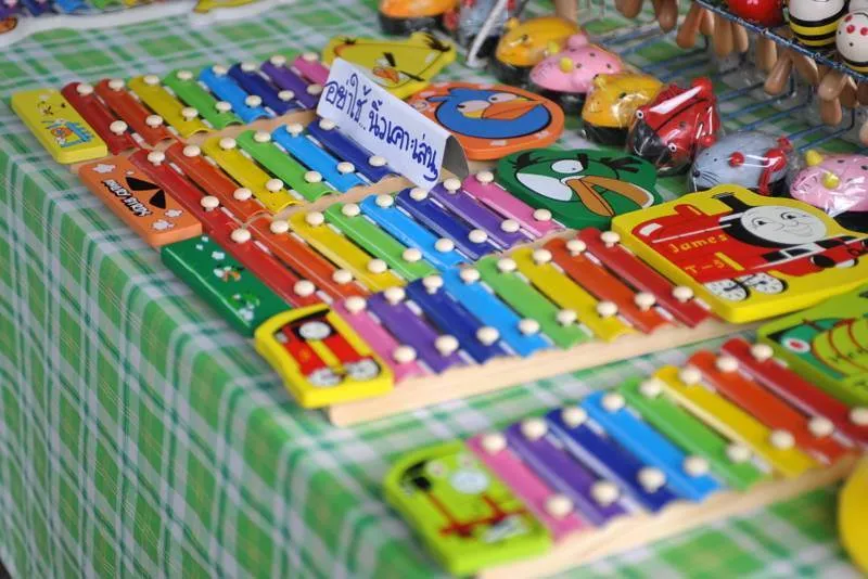 Destination: Ko Kret — a mainstream touristy daytrip with… deep-fried flowers? (central Thailand) - Thailand -