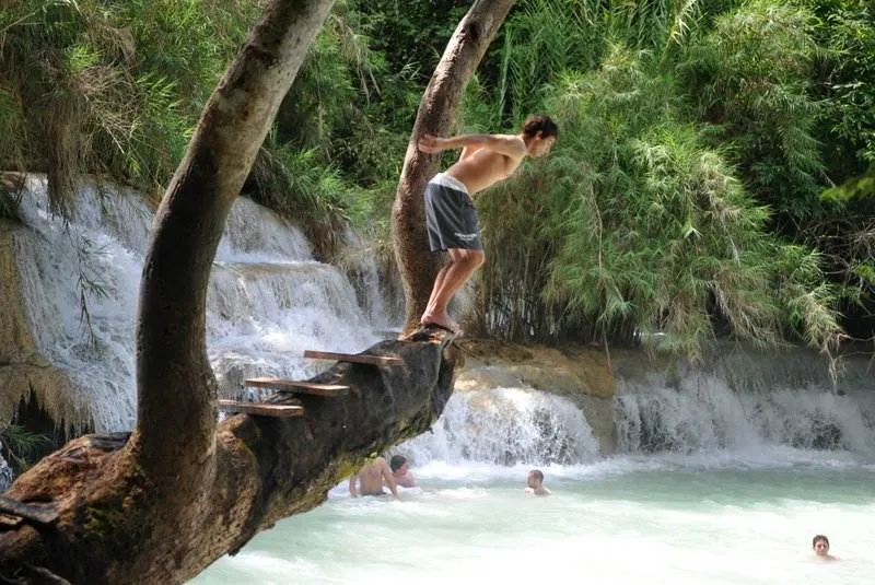 Destination: Kuang Si waterfall and the Tat Kuani Si bear rescue center (Luang Prabang area, Laos) - Laos -