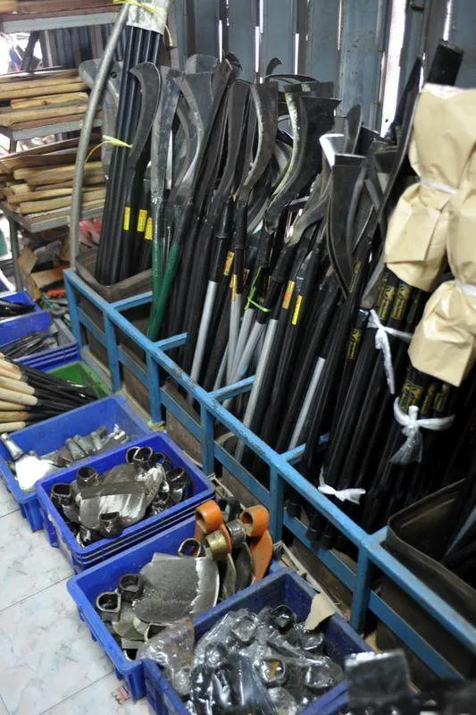 Destination: Arunyik sword village — buy a machete or sharp edge at below wholesale prices (Ayutthaya, Thailand) - Thailand - Arunyik sword village