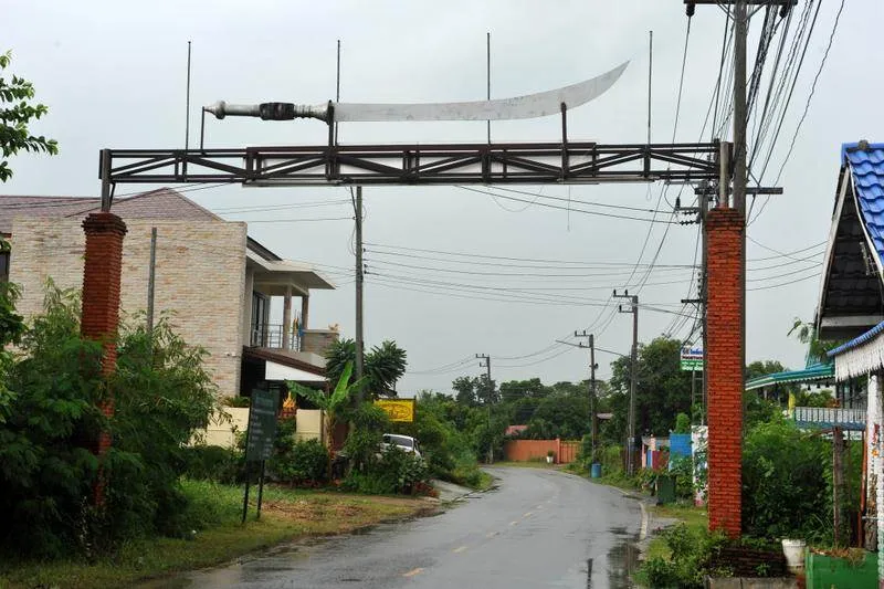 Destination: Arunyik sword village — buy a machete or sharp edge at below wholesale prices (Ayutthaya, Thailand) - Thailand - Arunyik sword village