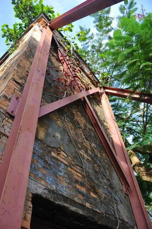 Destination: Huay Xai - the Laos border town with a former French fort and hellish temple (Laos) (SFW) Destination: Huay Xai - the Laos border town with a former French fort and hellish temple (Laos) (SFW) - Laos -