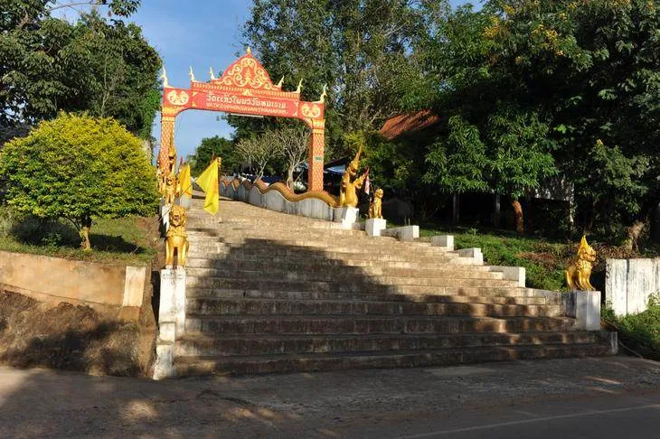 Destination: Huay Xai - the Laos border town with a former French fort and hellish temple (Laos) (SFW) - Laos -
